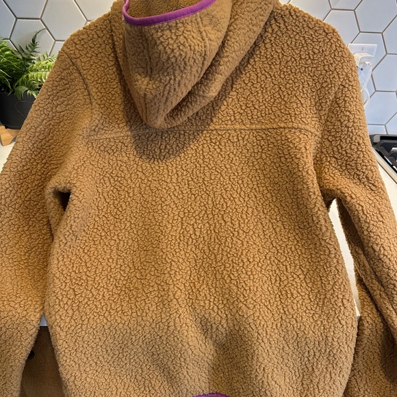 Patagonia Women's Retro Pile Fleece - Picture 3 of 6